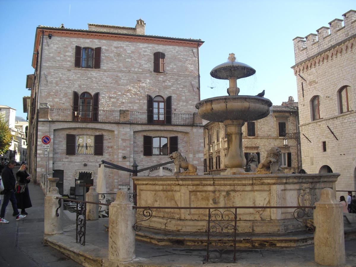 Ogni Finestra E Un Quadro - Appartamento Ad Assisi Dış mekan fotoğraf
